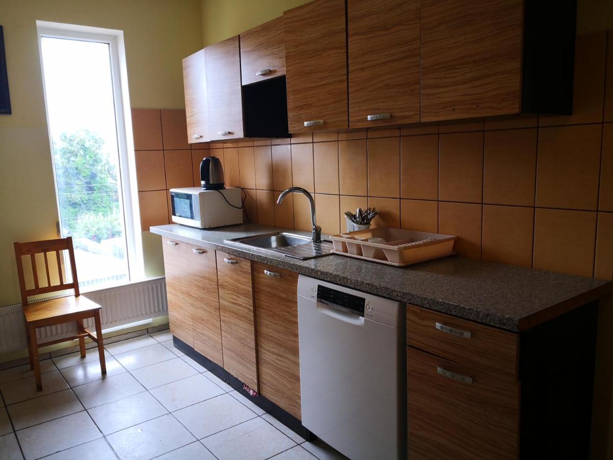 Apartament Kambario Nuoma Su Bendru Vonios Kambariu Kowno Zewnętrze zdjęcie