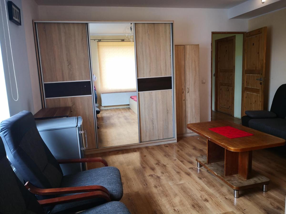 Apartament Kambario Nuoma Su Bendru Vonios Kambariu Kowno Zewnętrze zdjęcie