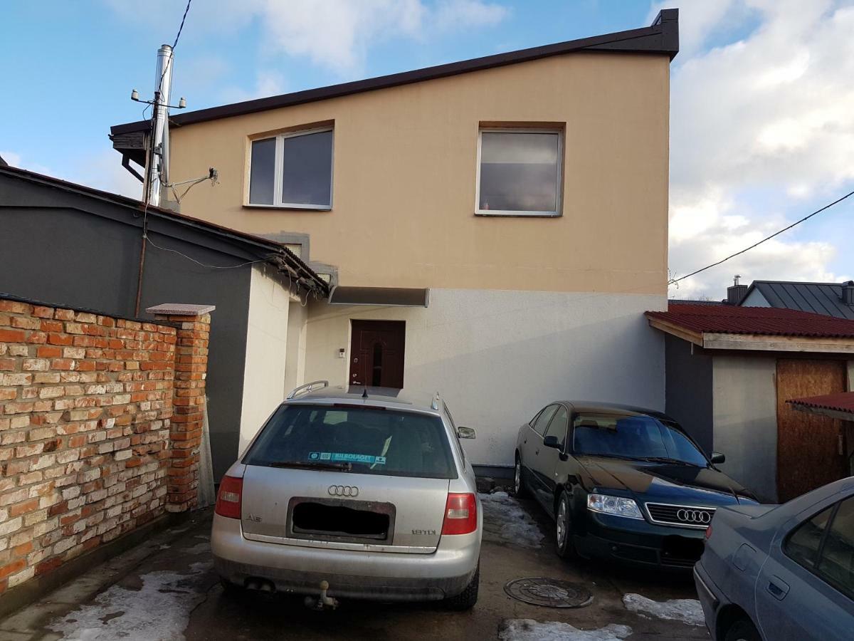 Apartament Kambario Nuoma Su Bendru Vonios Kambariu Kowno Zewnętrze zdjęcie